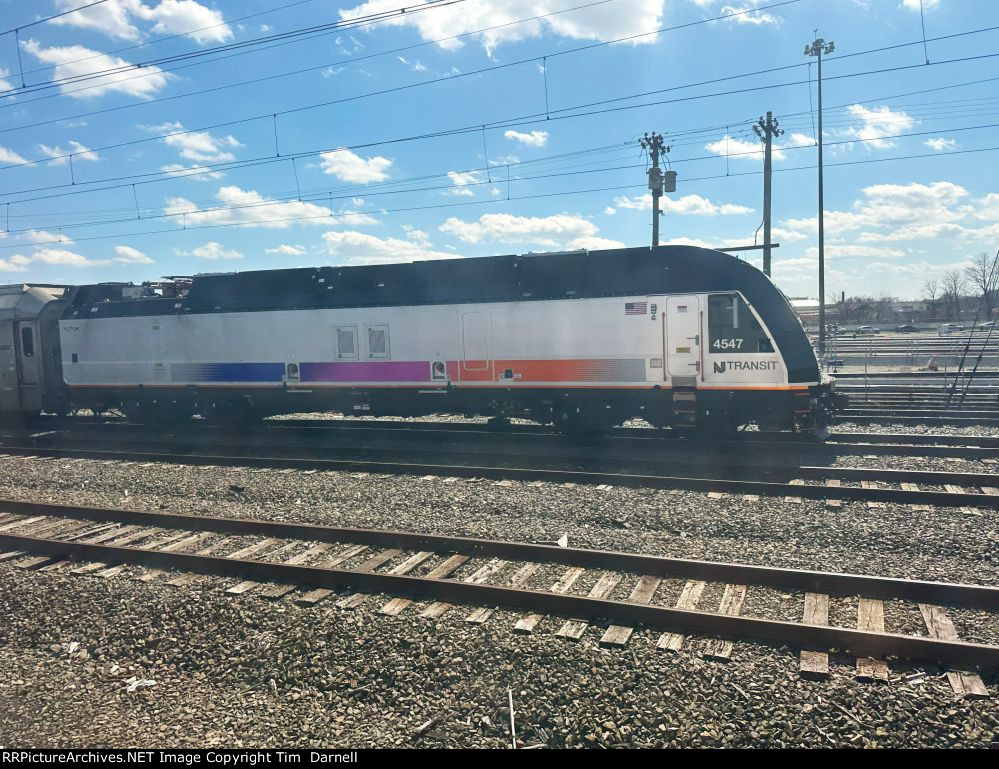 NJT 4547